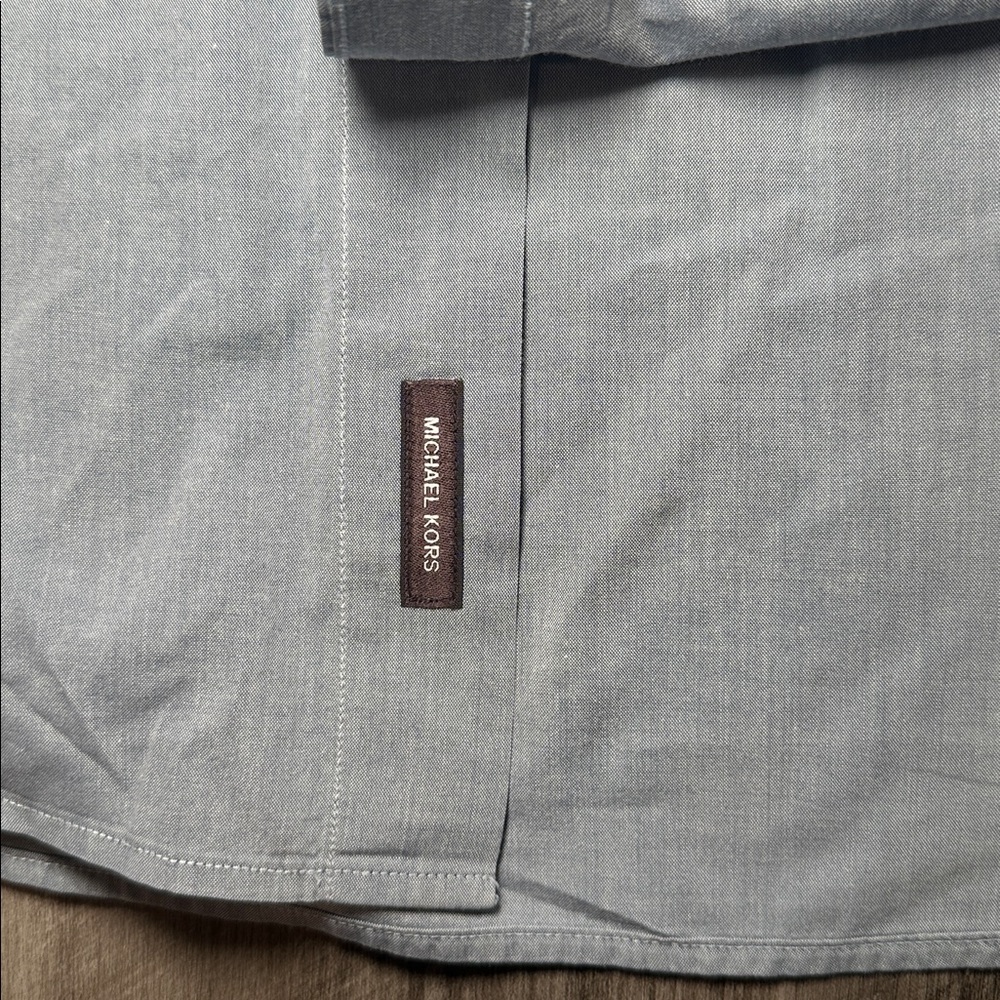 Michael Michael Kors Tailored Fit Double Pocket Long Sleeve Button Down - XL - Picture 7 of 8
